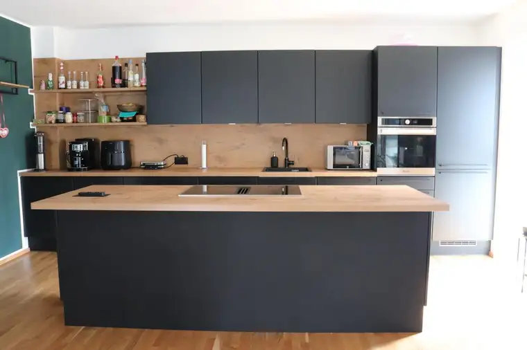 Geräumige 4-Zimmerwohnung mit Balkon in Amstetten – Ideal für Anleger!