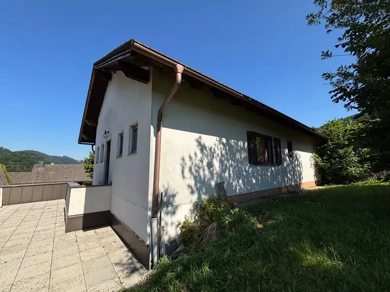 Einfamilienhaus in ruhiger Wohnlage mit bester Anbindung