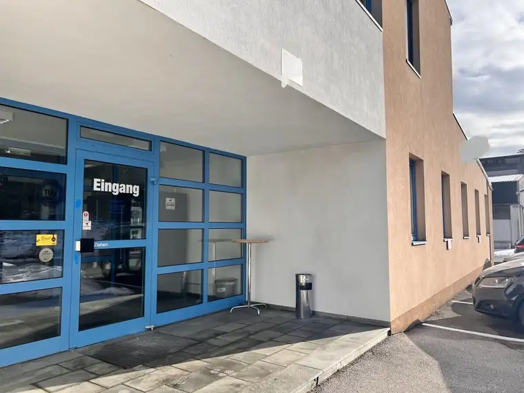 Büro: "Ready for business - all inclusive"
