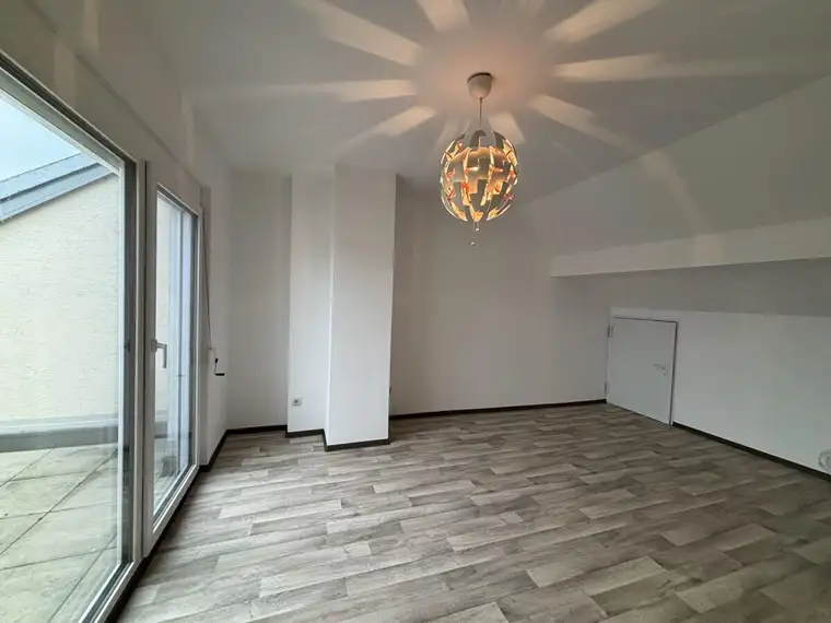 Mietwohnung mit Dachterrasse in Bahnhofsnähe