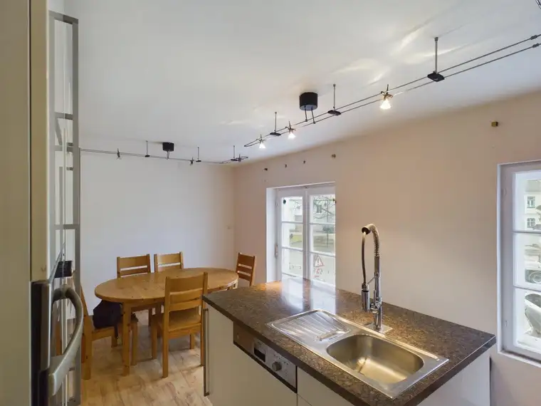 Moderne Traumwohnung in Wolkersdorf - Wohnkomfort auf 150m² mit Einbauküche &amp; Kamin
