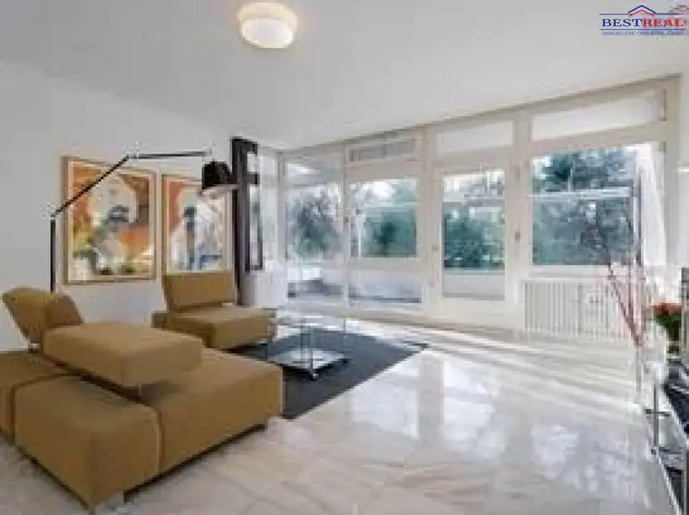 Schöne Maisonette Dachwohnung mit Terrasse, Altbau