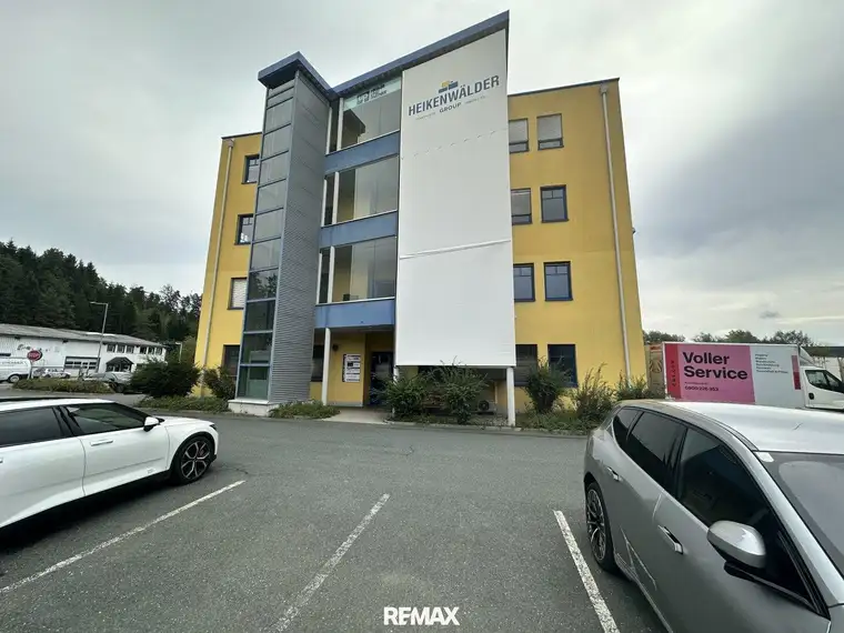 Büro in verkehrsgünstiger Lage in Dobl - 2. OG mit Lift ca. 85 m"