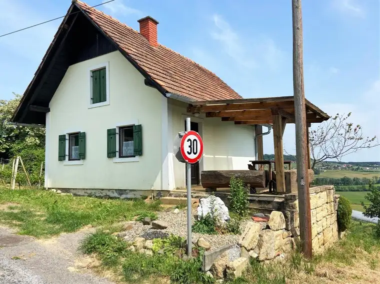 Kellerstöckl mit Weingarten in erhöhter Aussichtlage