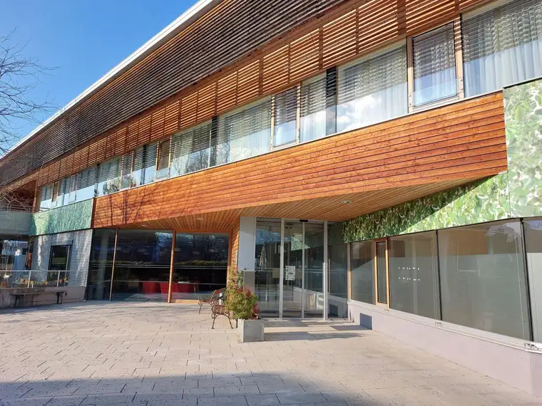 Moderne, helle und barrierefreie Praxis/Bürofläche in Eggersdorf