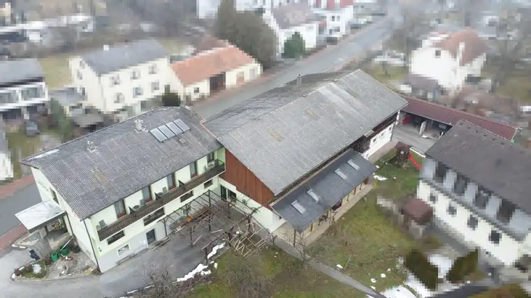 Vielseitige Liegenschaft mit Wohn-, Gastronomie- und Nutzungspotenzial im Zentrum von Bad Tatzmannsdorf