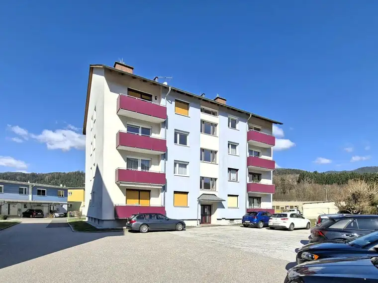 Zentrumsnahe 3-Zimmer-ETW in Kindberg mit Balkon und Parkplatz