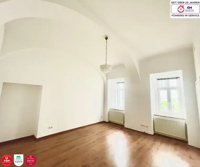 Ruhige Altbauperle mit Flair – im begrünten Innenhof des 4. Bezirks