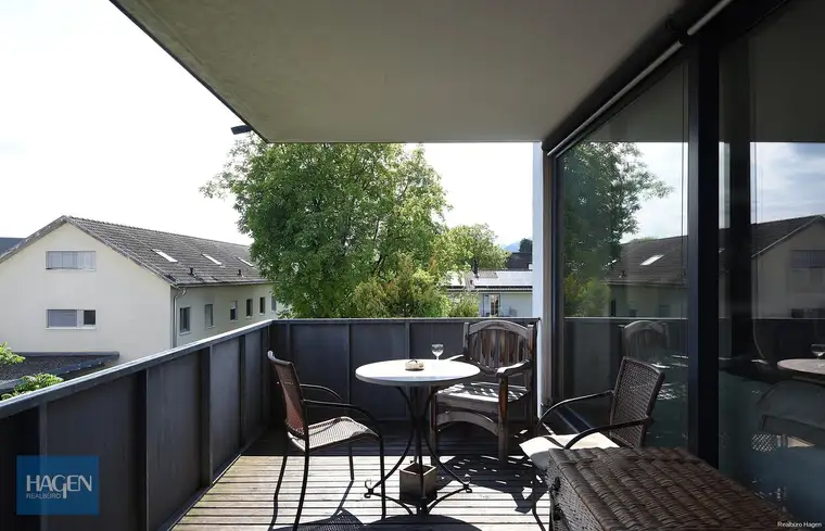 Funktionale 3-Zimmer-Wohnung im 2. OG in Lustenau mit Balkon und Carport