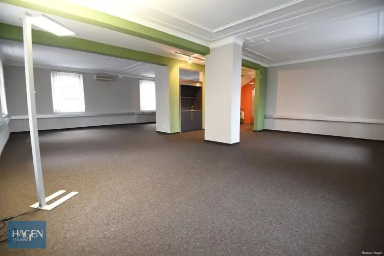 Office am Schlossplatz - Historisches Bürogebäude im Altstadtkern von Hohenems! Büro/Praxis Top 5