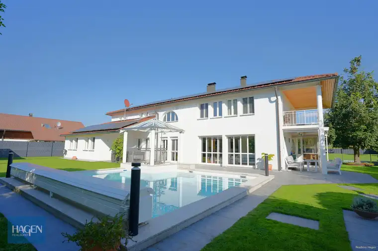 Großzügiges Wohnhaus mit Pool in Top Lage - Lauterach