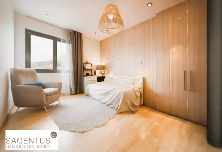 NEU SANIERT: Wunderschöne, moderne 5-Zimmerwohnung mit 2 Balkonen in TOP-Lage ab sofort zu kaufen!