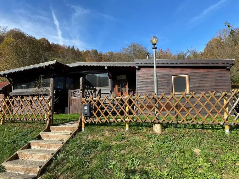 Mobilheim auf Pachtgrund im Wienerwald