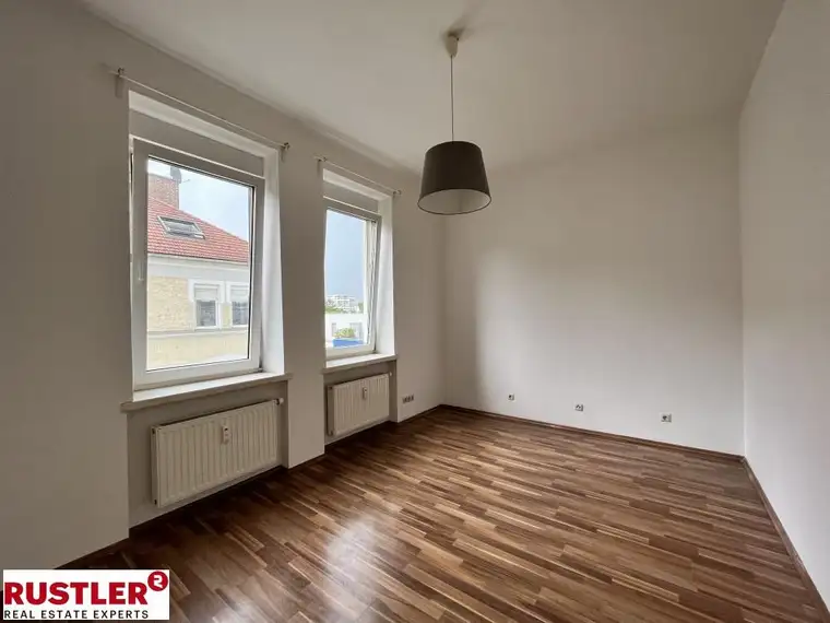 Ruhige 3-Zimmer-Wohnung in der Königshoferstraße