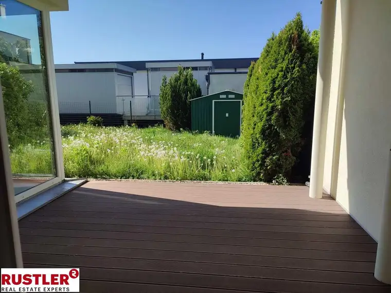 NEU!! Exklusive Reihenhäuser mit Naturblick und angrenzendem See