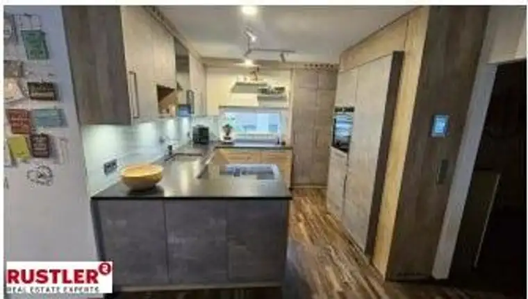  IDYLLISCH UND BARRIEREFREI WOHNEN IN HOF BEI SALZBURG
3-Zimmer-Wohnung mit Balkon