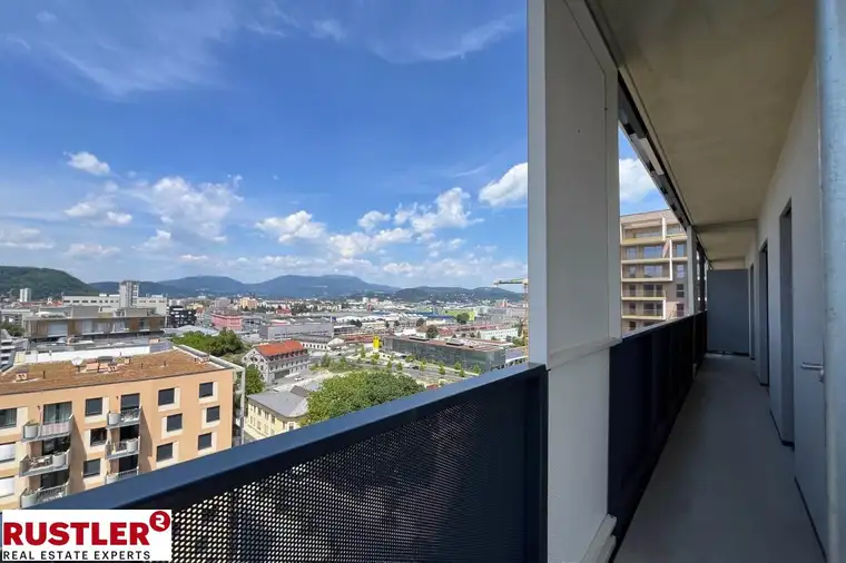 Traumhafte 3-Zimmer-Wohnung mit großzügigem Balkon in luftiger Höhe!