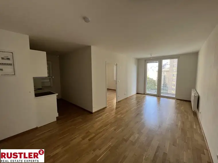 Moderne 2 Zimmer Wohnung mit Balkon 