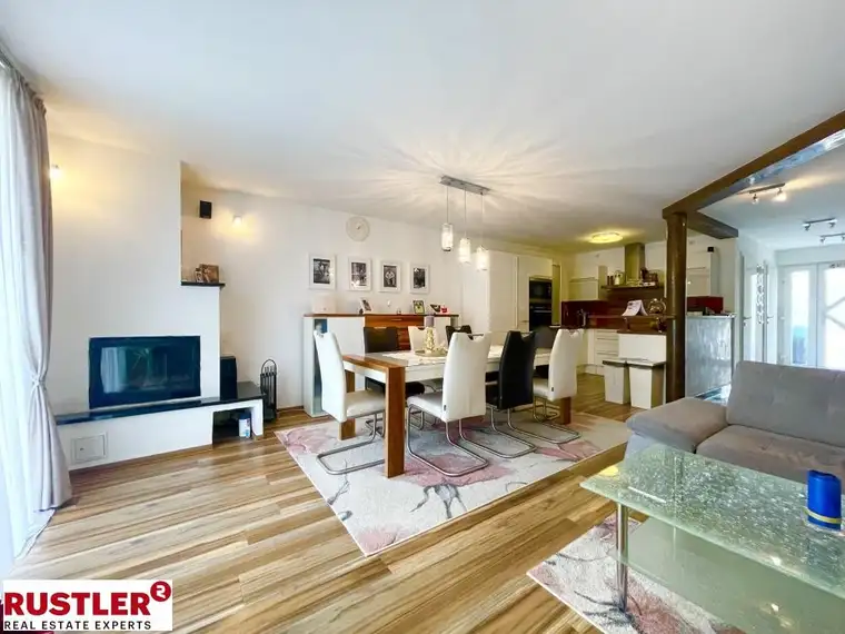 **Einfamilienhaus in begehrter Wohngegend und 212 m² Wohnfläche auf 3 Ebenen in Deutsch Wagram**