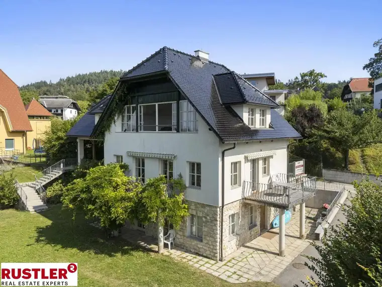 LIEGENSCHAFT IN PÖRTSCHACH 
MIT BLICK AUF DEN WÖRTHERSEE
