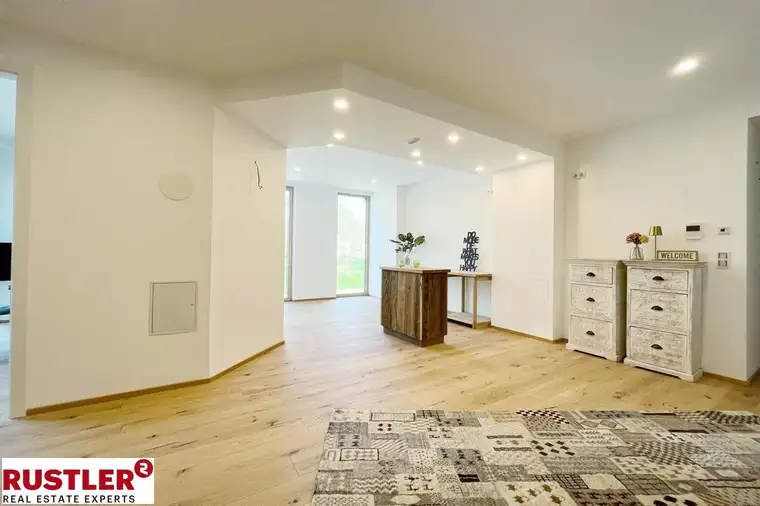 Rarität! 5-Zimmerwohnung mit einzigartiger Ausstattung 