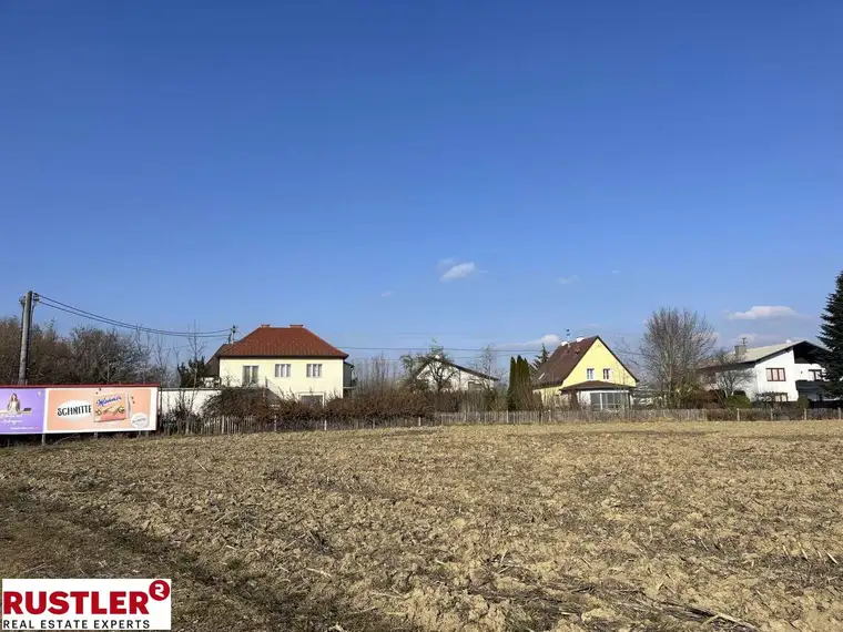 Grundstück mit Altbestand und großem Potenzial