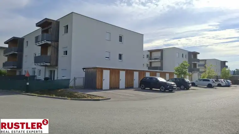 Toll Lage- modern und neu