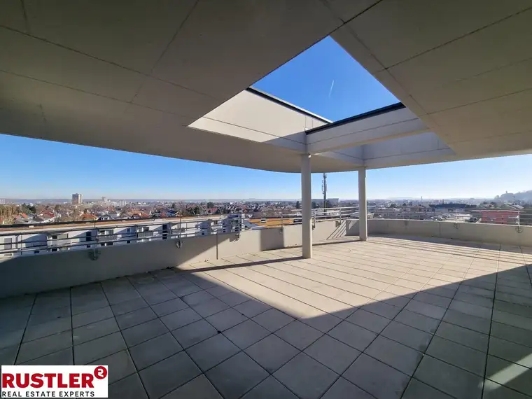 Moderne, helle 3-Zimmer-PENTHOUSE-Wohnung mit traumhafter Terrasse (80 m²)