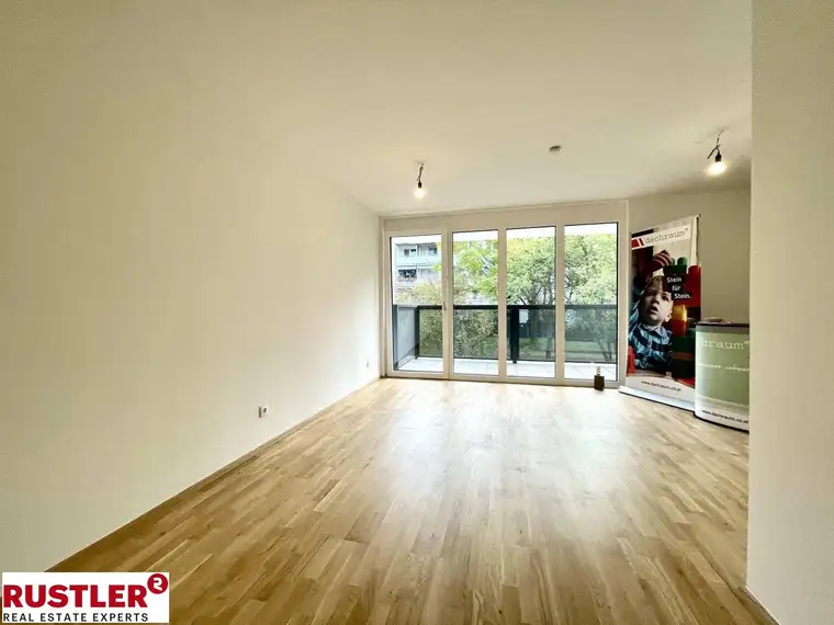 Einzigartige 2 Zimmerwohnung mit großzügiger Freifläche beim Marchfeldkanal