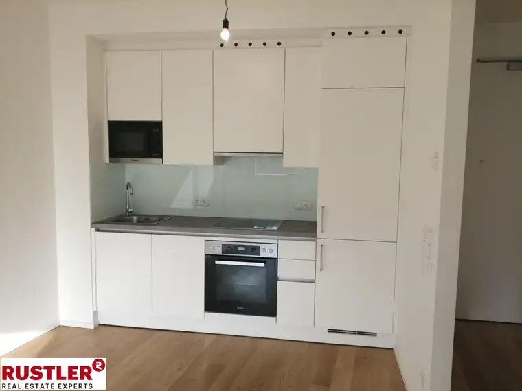 Moderne 2 Zimmerwohnung mit Loggia im Herzen der Mödlinger Altstadt