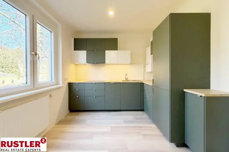 neu sanierte 2 Zimmerwohnung in Zentrumsnähe 