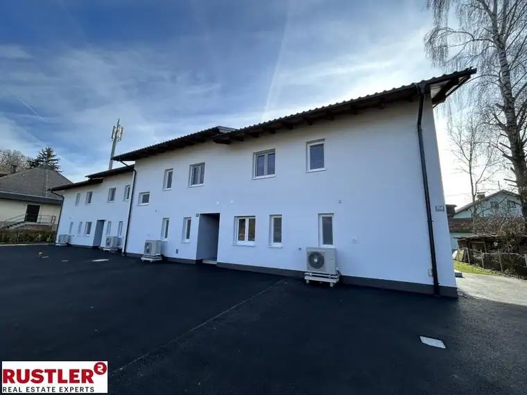WOHNOASE IM SCHÖNEN INNVIERTEL
Reihenhaus in Mauerkirchen 