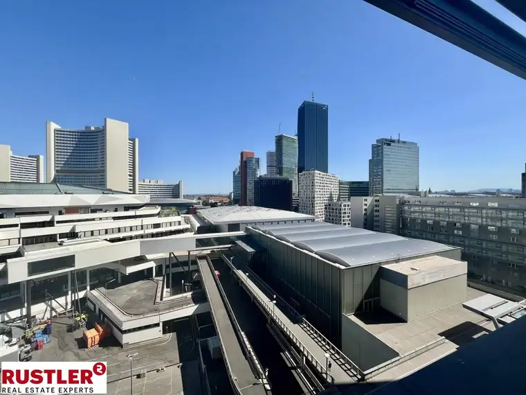 Terrassenwohnung im Mischek Towers direkt beim - Vienna International Centre 
