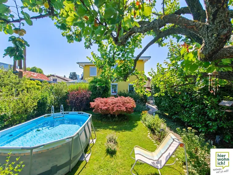 Urbane Grünoase im EIGENTUM! Charmantes Kleingartenhaus mit Pool