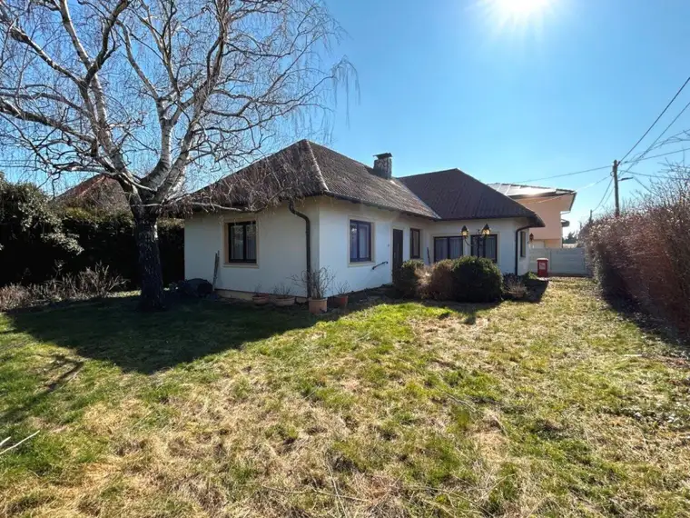 Bungalow in Kapellerfeld, 112,44m² Wohnfläche, 35,60m² Garage