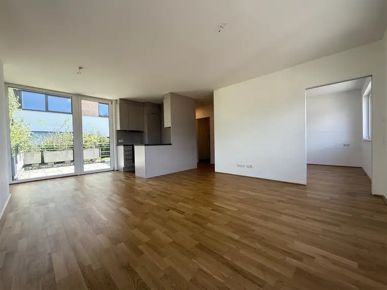 Hochwertig ausgestattete 2-Zimmer-Wohnung mit Terrasse und TG-Stellplatz!