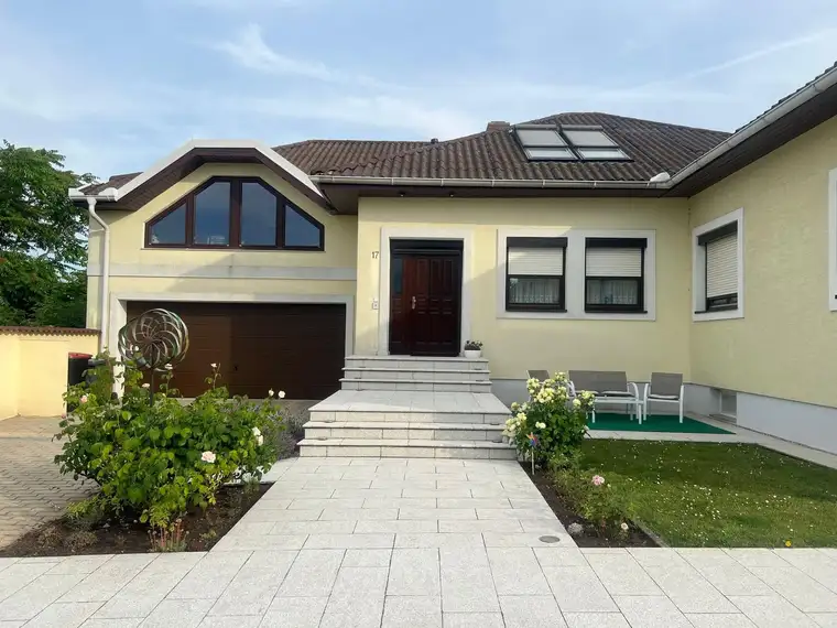 Provisionsfrei für den Käufer! Exklusive Immobilie mit luxuriöser Ausstattung!