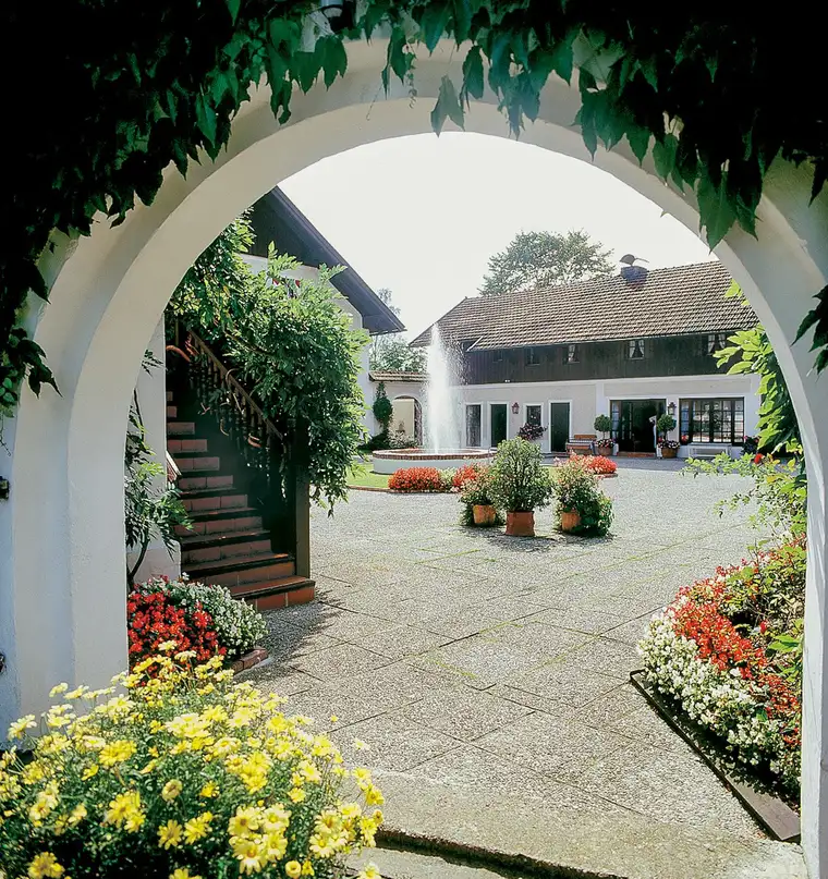 Repräsentatives Landgut mit viel Potenzial