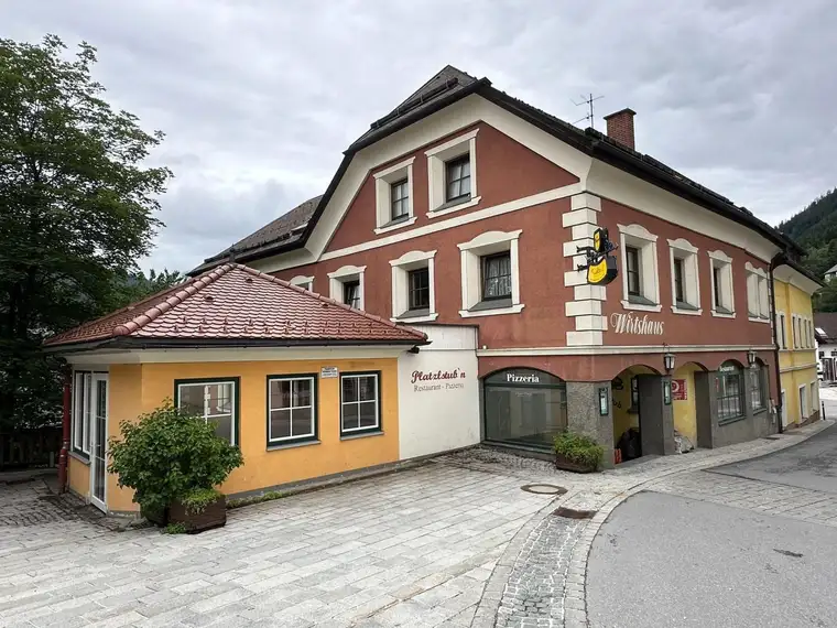Charmante Gaststätte im Herzen von St. Michael im Lungau mit rustikalem Flair
