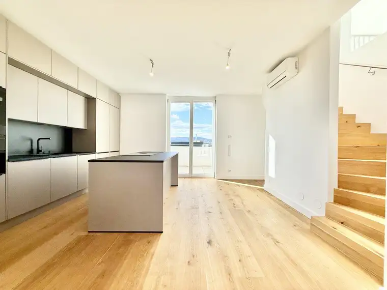ÜBER DEN DÄCHERN - Klima - ca. 99m² NFL - 3-Zimmer - 2 Terrassen- Einbauküche