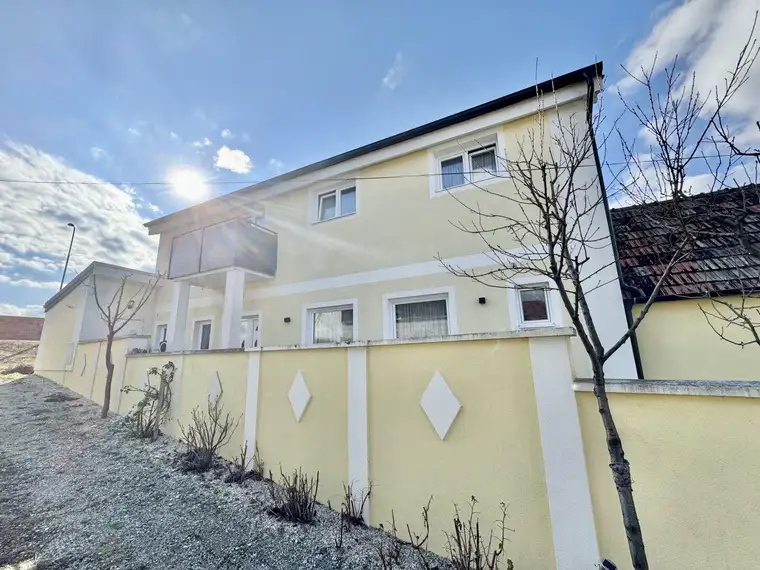 Endlich ausreichend Platz für Ihre Wohnträume! Traumhaftes Mehrfamilienhaus in Zillingtal – 7 Zimmer, Balkon &amp; Terrasse!