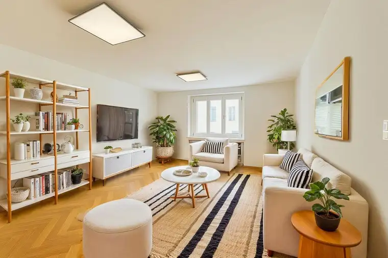 Mag. Eszter Frisch, Raumwert Immobilien Gmbh