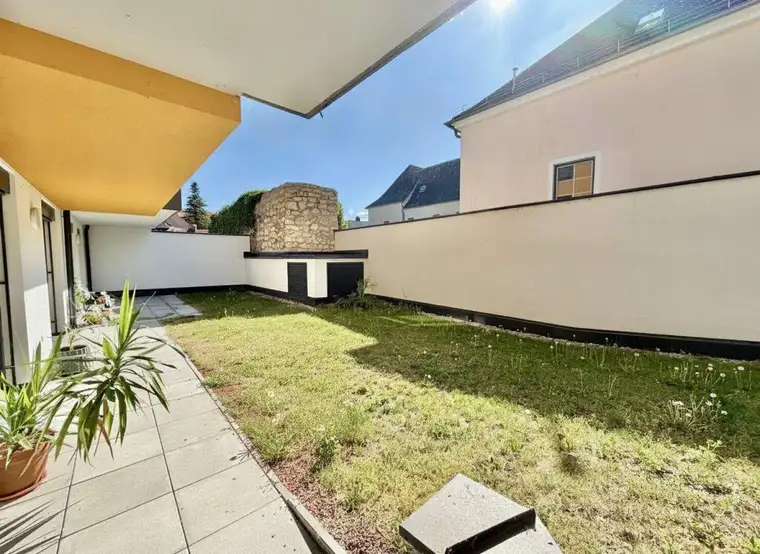GARTENHIT in Korneuburg | 4 Zimmer Neubauwohnung mit 96 m² Garten | 29 m² Terrasse | 128 m² gew. WNFL | Fußbodenheizung | Parkplatz optional