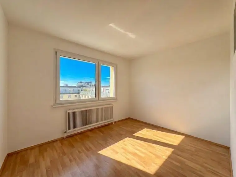 Dustin Sida, Raumwert Immobilien Gmbh