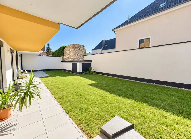 Dustin Sida, Raumwert Immobilien Gmbh