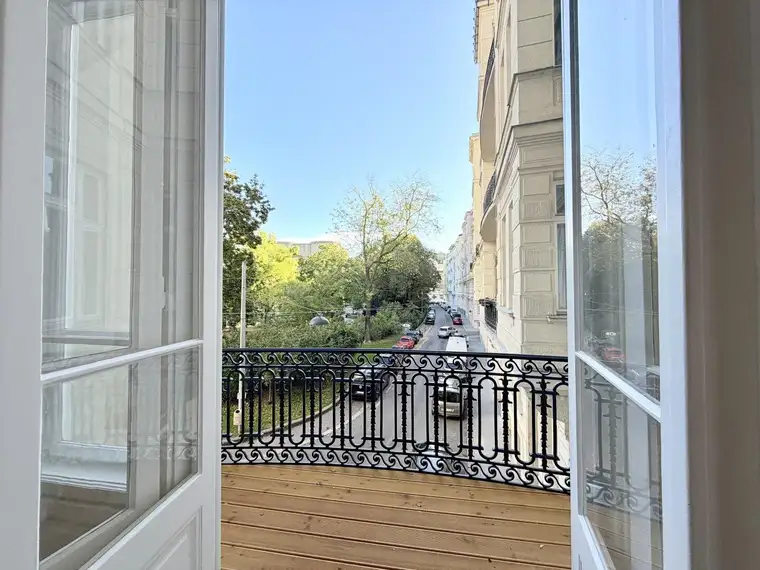 WIENER KLASSIK IN BESTLAGE | ca. 239 m² WFL | 4,5 Zimmer | 4 m Raumhöhe | 2 BALKONE | RUHELAGE