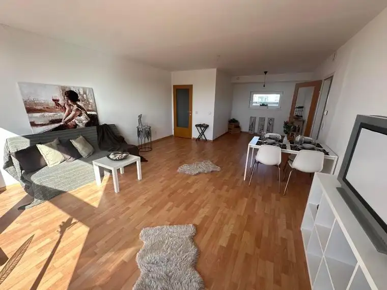 3-Zimmerwohnung mit TERRASSE
