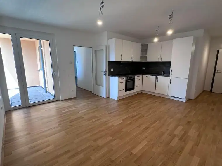  2 ZIMMER MIETWOHNUNGEN MIT LOGGIA BEIM CASINOPARK