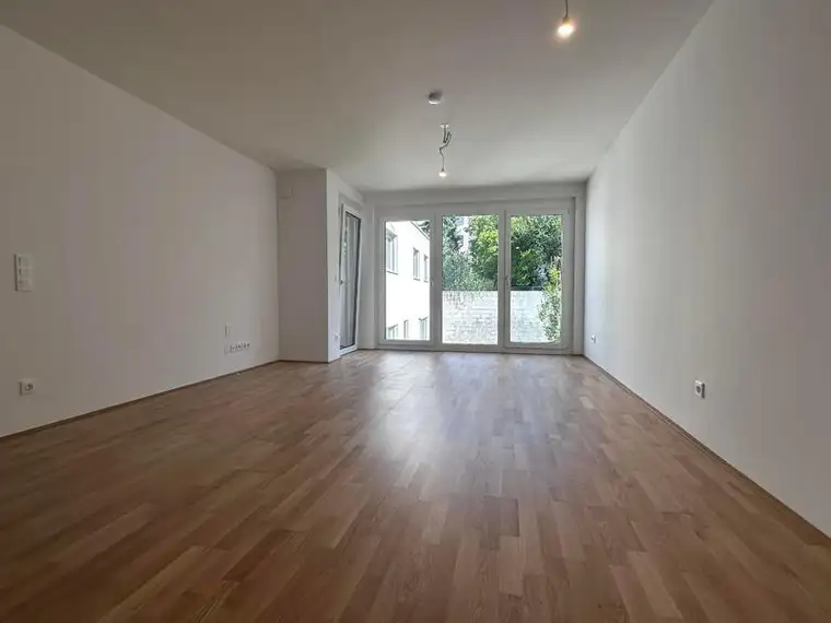 2 ZIMMER MIETWOHNUNGEN HOFSEITIG BEIM CASINOPARK