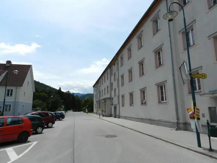  Schöne sanierte 2 - Zimmer Wohnung in Pernitz